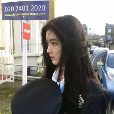 于希月
